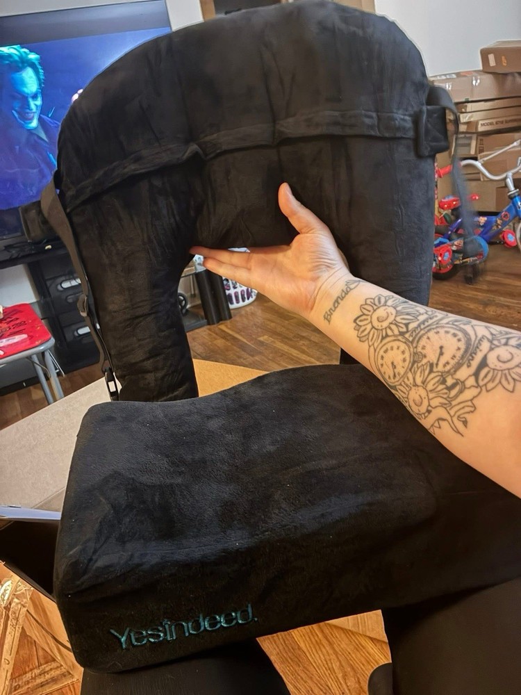BBL PILLOW : Comfort and Support For Post-Surgery