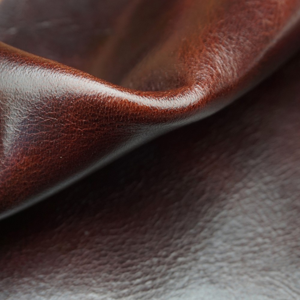 1.8-2mm Thick Oil Waxed Leather Sheets First Layer Skin Cowhide for Leathercraft