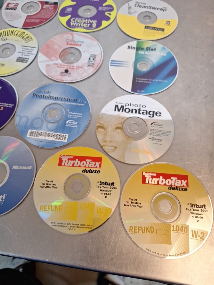 Lot of 25 Vintage Microsoft & Software CD-ROM Windows 90s/2000s