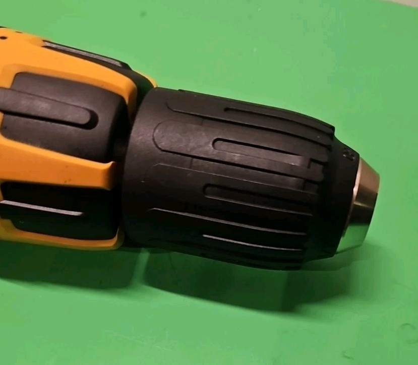 Panasonic EY6950 18V Volt 1/2" Hammer Drill Driver & Battery , Handle