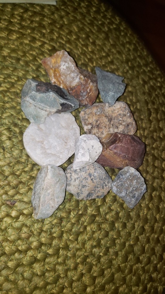 15.2oz lot rock tumbling. #13