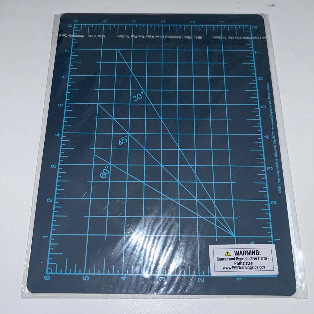 NWT SEWOLOGY SELF HEALING CUTTING MAT DOUBLE SIDED 6"×8"