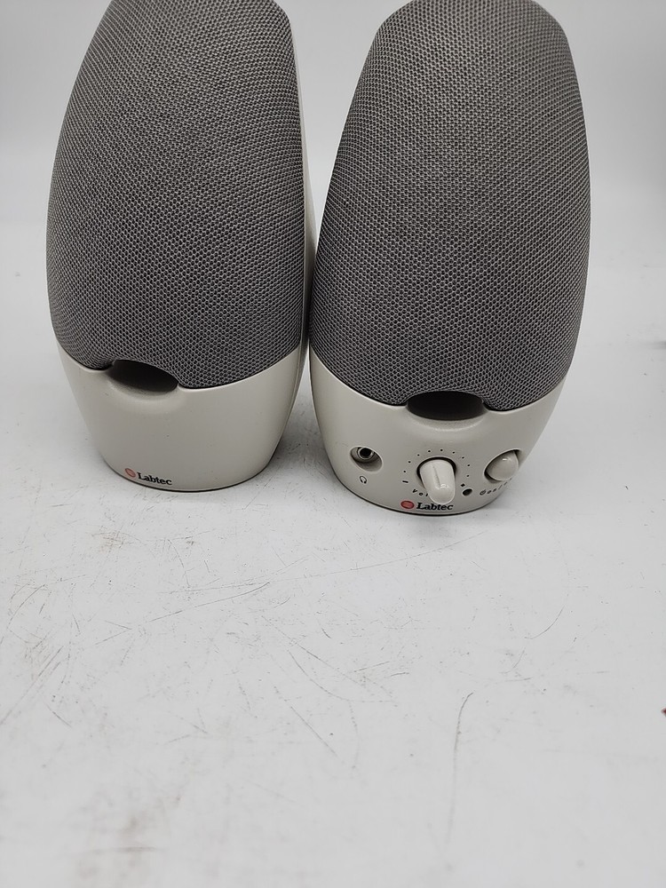 Labtec Spin-45  Multipurpose Stereo Speakers. for CD, MP3, PC Untested