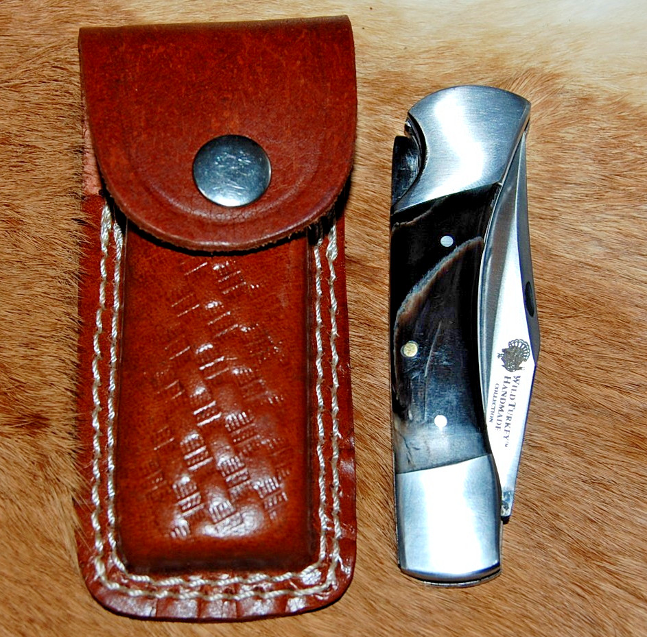 7" Classic Medium Lockback Folding Knife w/ Leather Sheath - Horn Handles