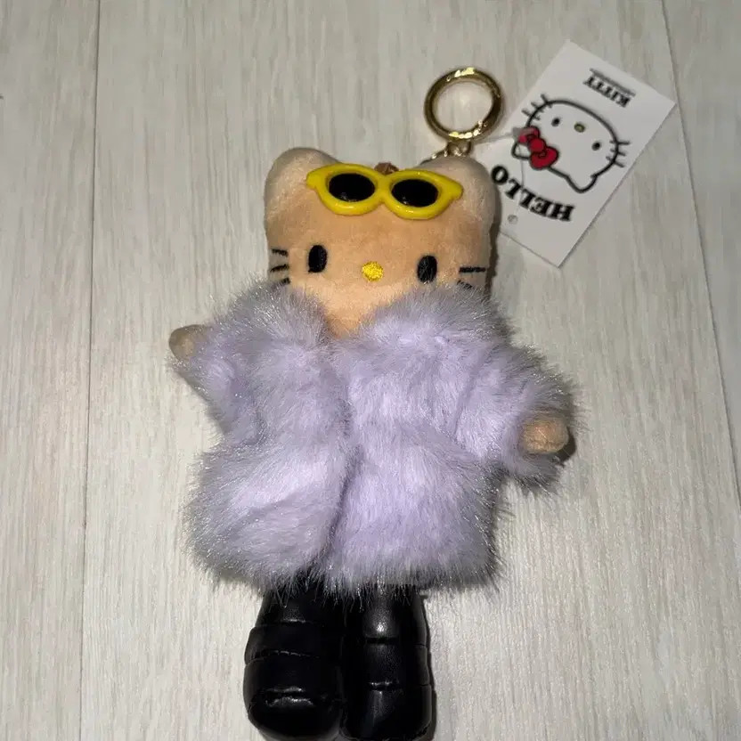 Long Leg Kitty Fur Keyring - New