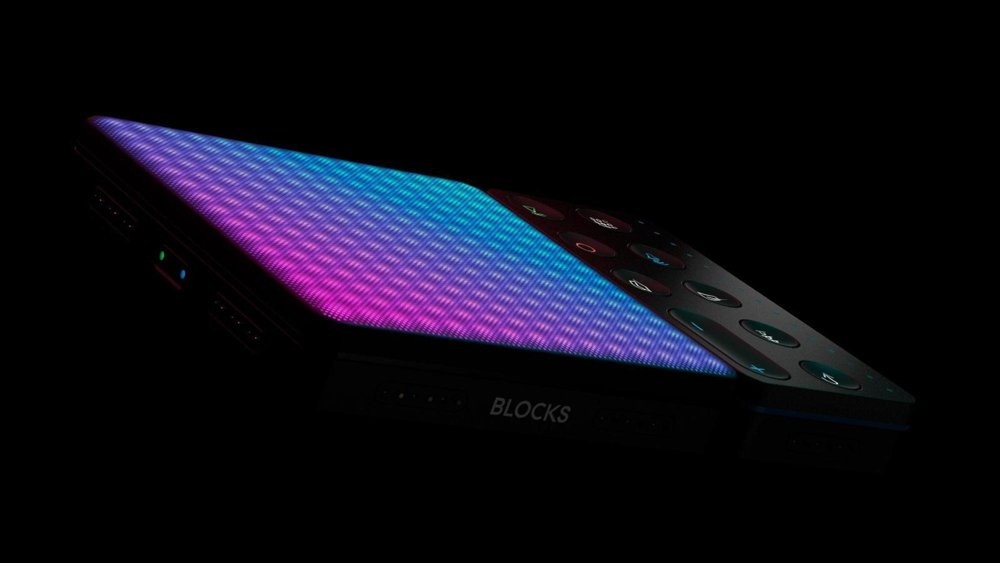 ROLI Lightpad Block illuminated pressure responsive Motion