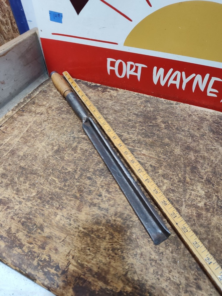 Early Unmarked 1" Socket Corner Chisel Timber Frame Shipwright Timberframe