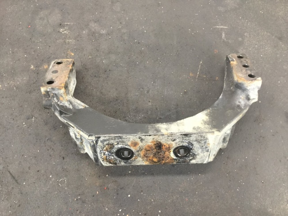 Paccar MX13 Engine Mount - Used | P/N 2015801