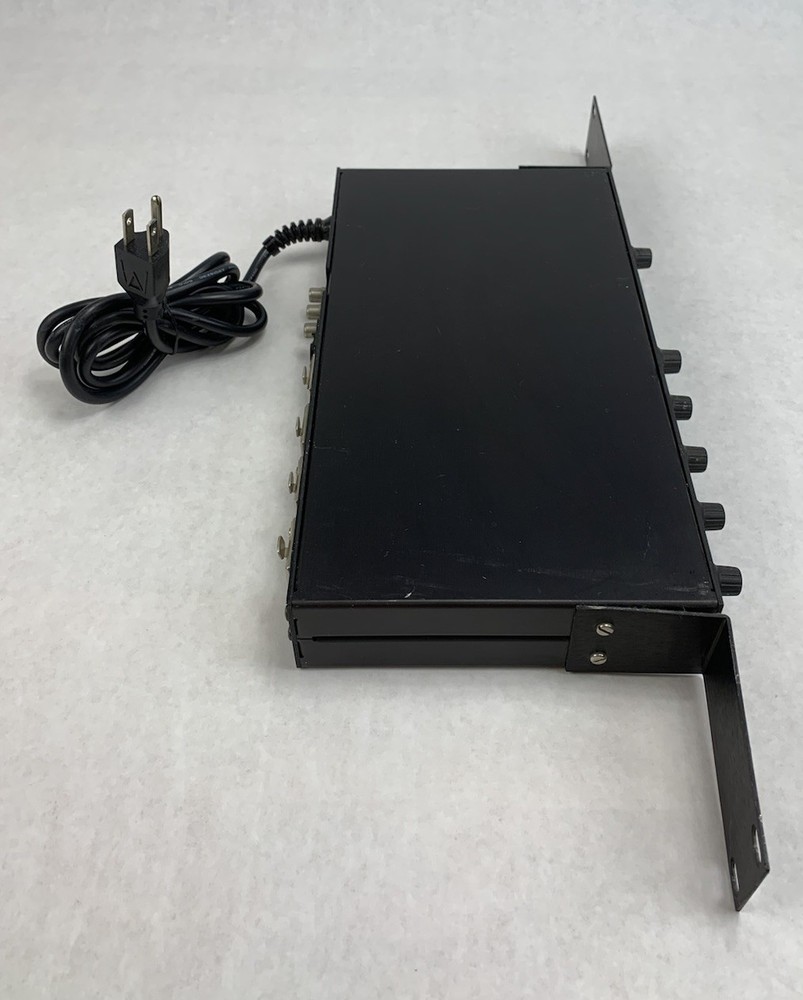 Edcor Electronic MX100PX Programable Microphone Mixer