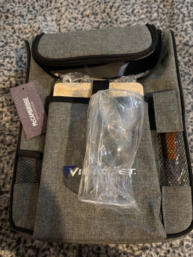 mccambridge wine and cheese bag