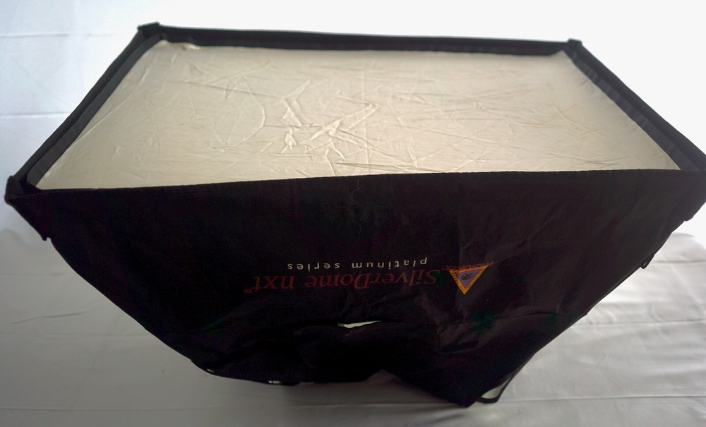 Lowel Tota (2) and Lowel Pro (2) Lighting Bundle Softbox and Case Tested