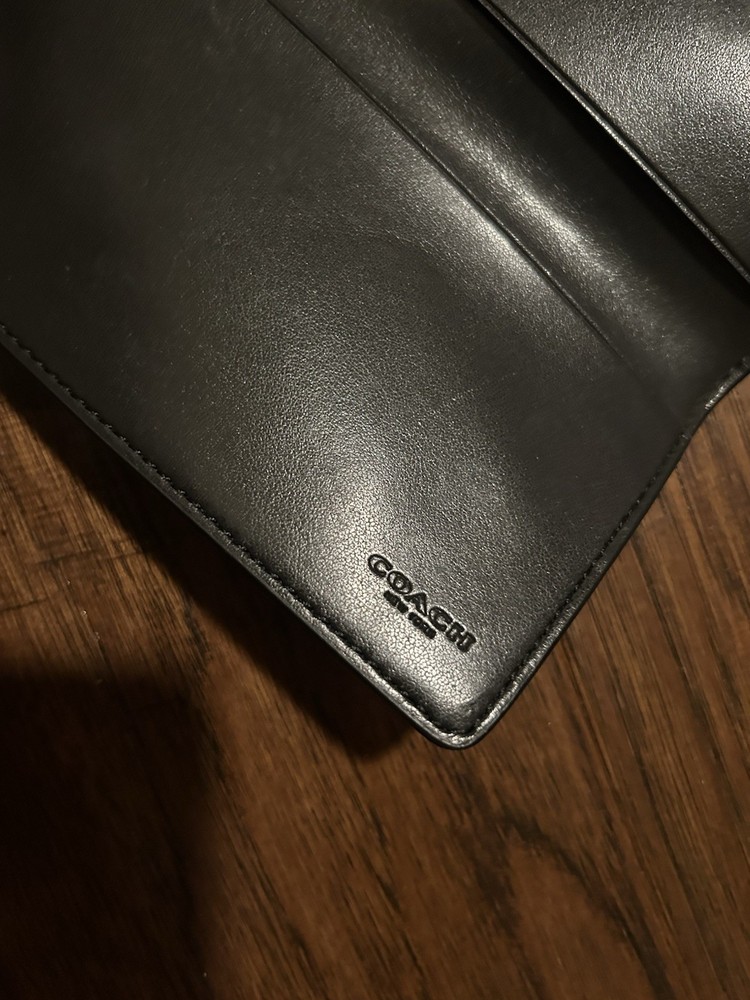 Coach Checkbook cover Excellent Condition