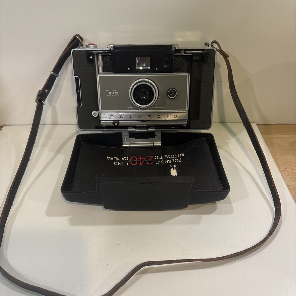 Polaroid Automatic 250 Land Camera Vintage Rare Untested