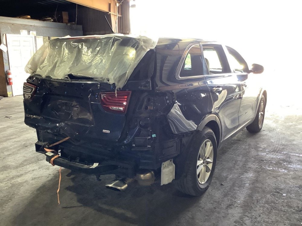 SORENTO 2019 Glove Box 4711472