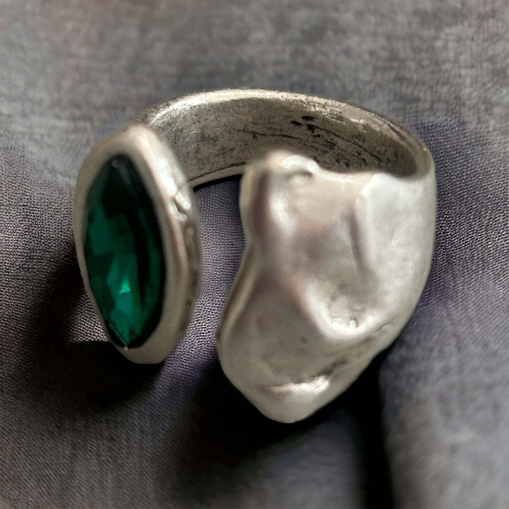 Handmade Green Crystal Brass Ring