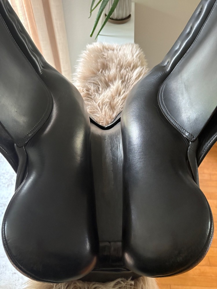 Bates Isabell Werth Dressage Saddle