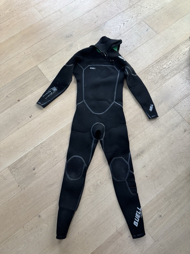Buell Rb1 Accelerator Men’s 4/3 wetsuit — Size medium (M) — lightly used