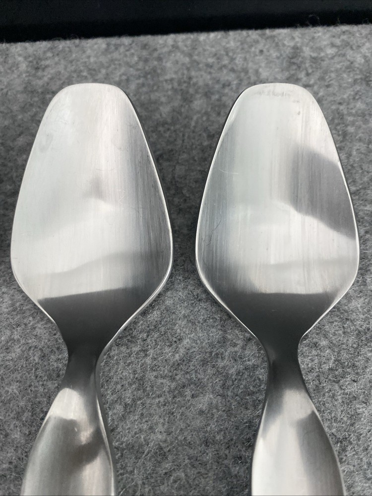 4 Retroneu 18/10 Stainless SILHOUETTE Flatware Dinner Spoon Flatware