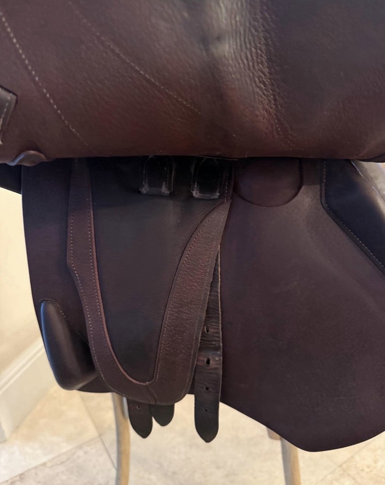 Devoucoux Biarritz Lab all purpose brown saddle 18.0in 3PC 20S32028145