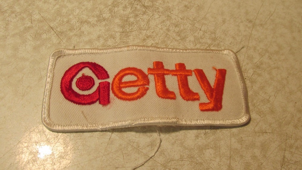 1 Old Getty Oil Embroidered Uniform Patch - NOS