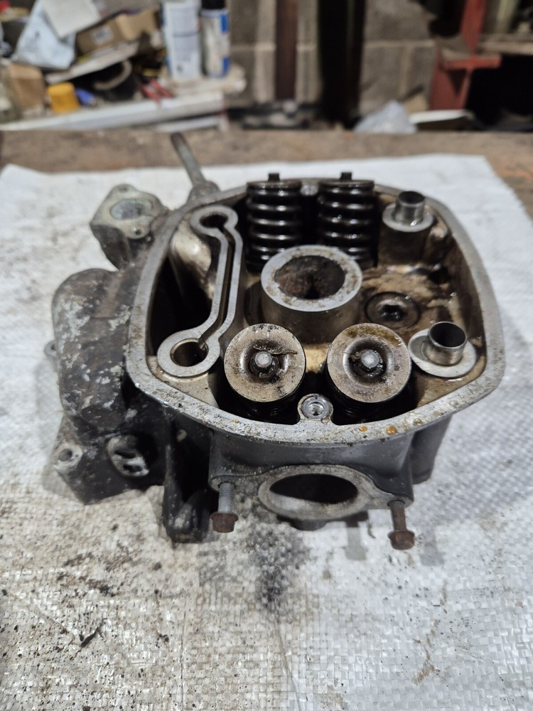 Honda Cx500 GL500 RH Cylinder Head