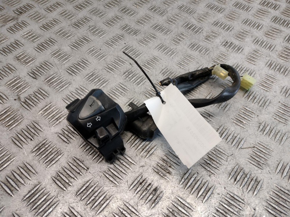 2017 HONDA CB 125 F Left Hand Switch Gear