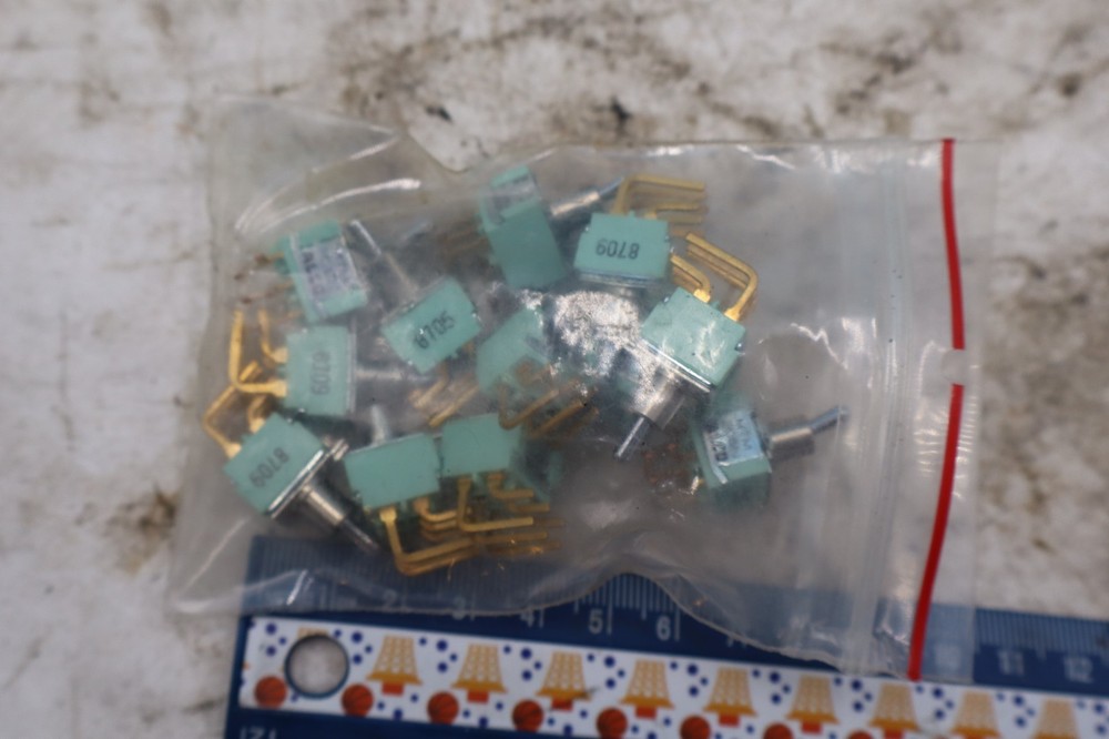 12x ALCO SWITCH MTM206P TOGGLE 6A 125V