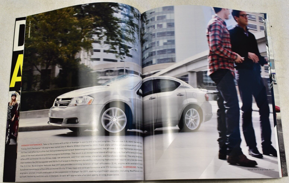 2011 DODGE AVENGER SALES BROCHURE