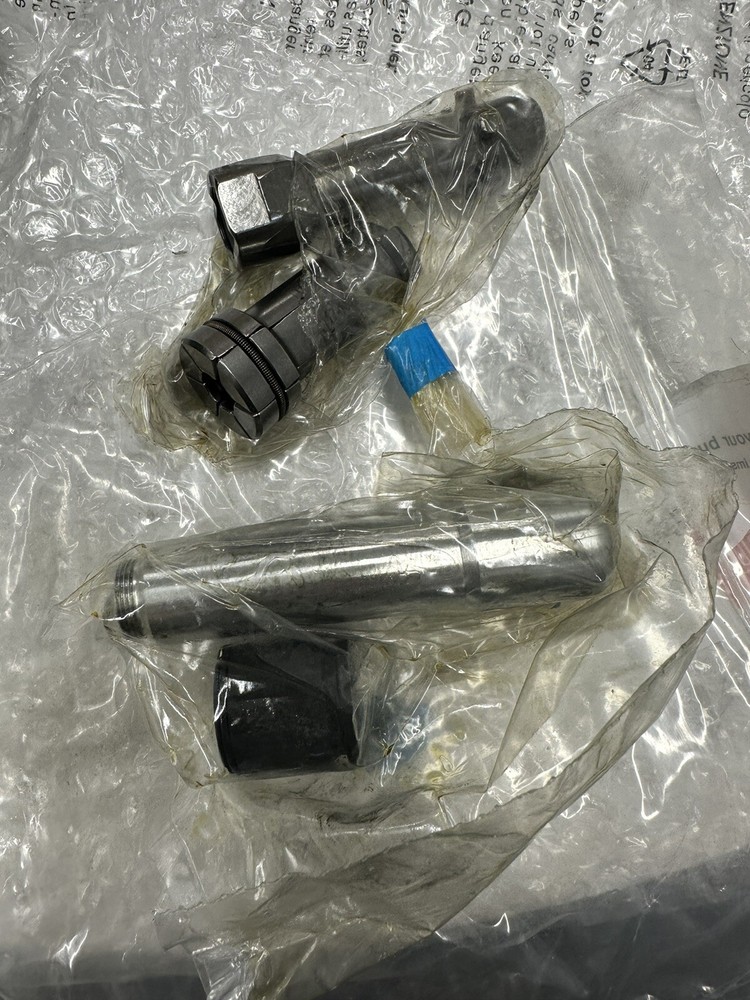 H63bdfp1180 Petal Collets