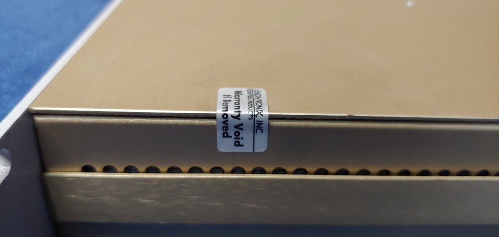 Leightronix FCN-2000 Signal Distribution Management System