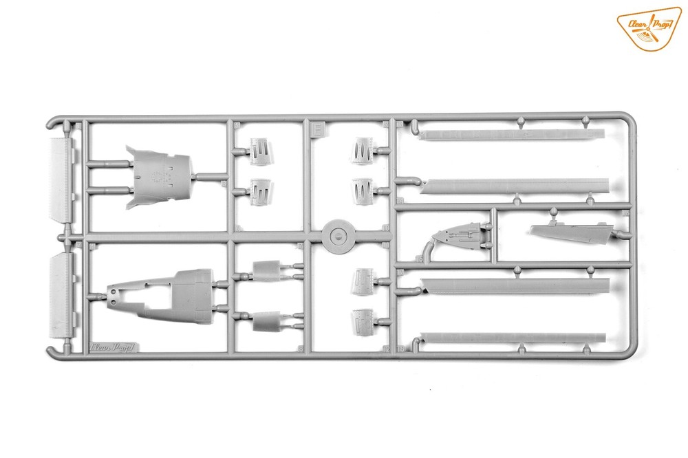 F-86A Sabre - US fighter (Plastic model kit) 1/72 Clear Prop 72054