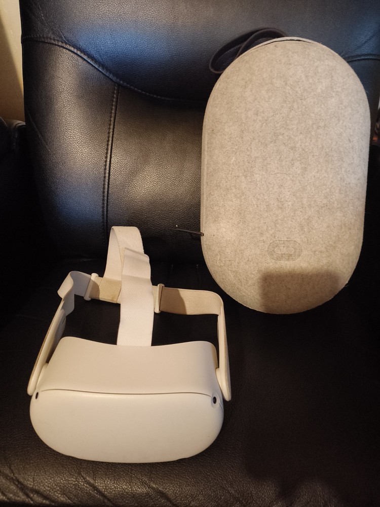 Oculus Quest 2 VR Headset And Case Only *No Controllers*
