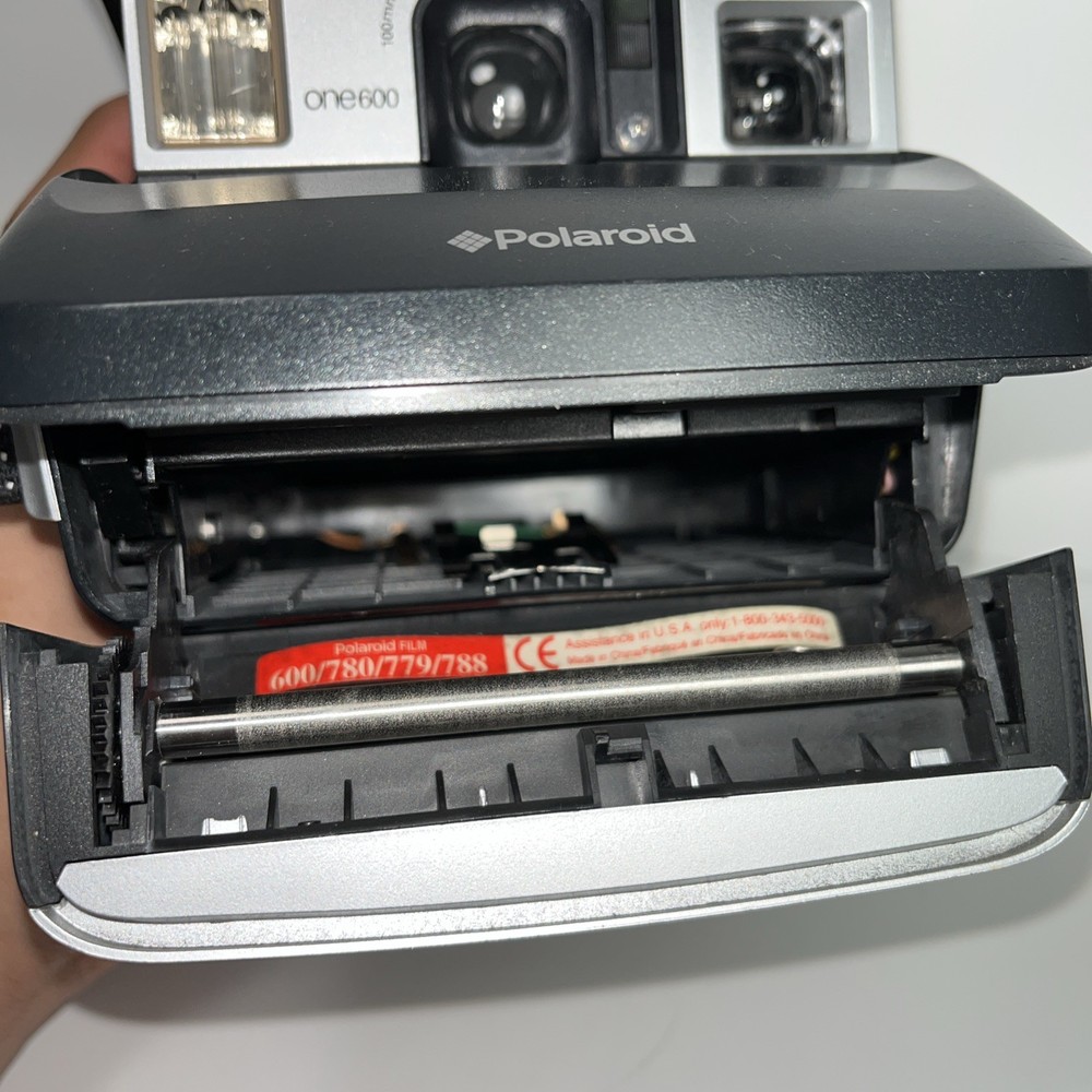 Polaroid One 600 Silver Classic Instant Film Folding Camera w/ Strap UnTested
