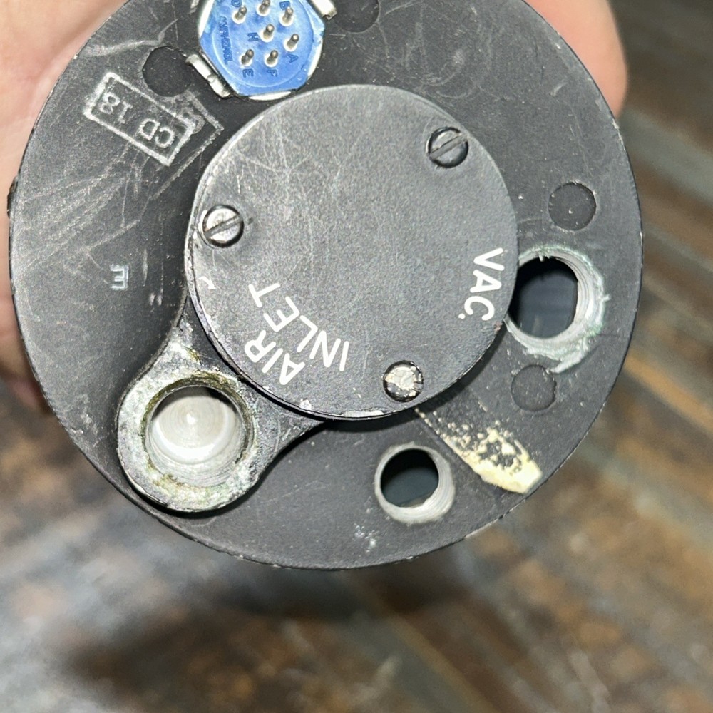 EDO-AIRE Mitchell Attitude Gyro 5000E-11