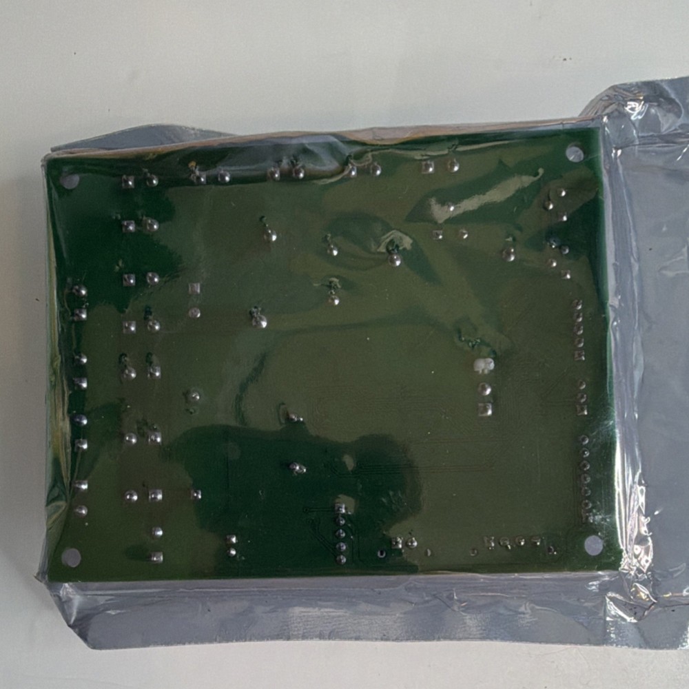 CORNELIUS CONTROL BOARD WITH AGITATOR 100-240V 620314825-100