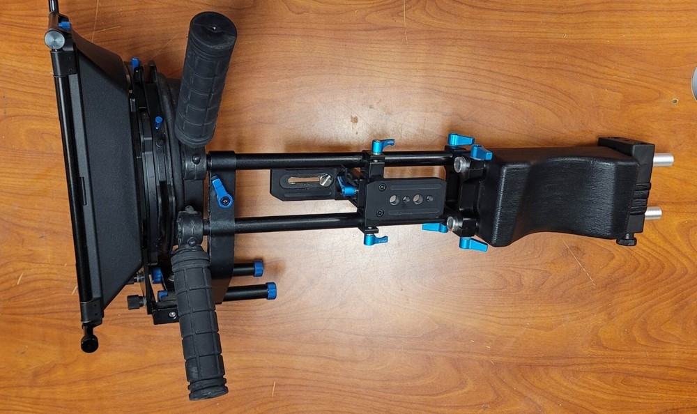 Fotga DP500 2 Rail System Shoulder Mount and Matte Box