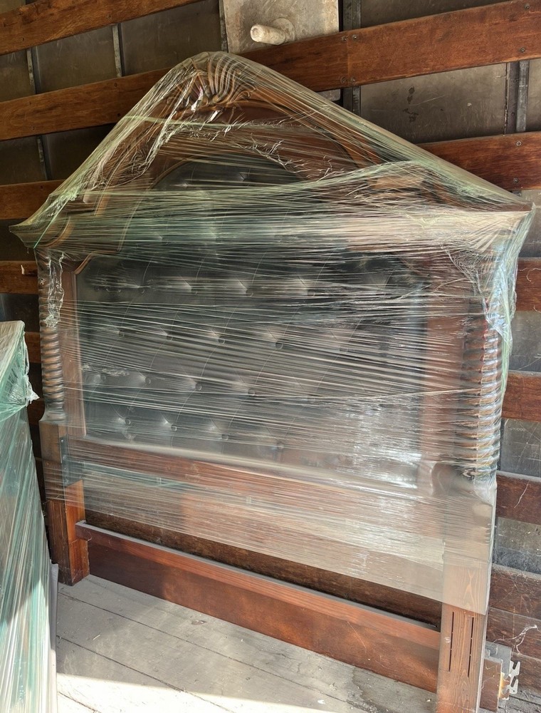 Bed Room Furniture Set