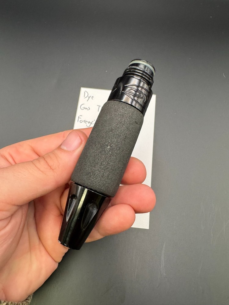 Dye Gas Through Foregirp-Grey