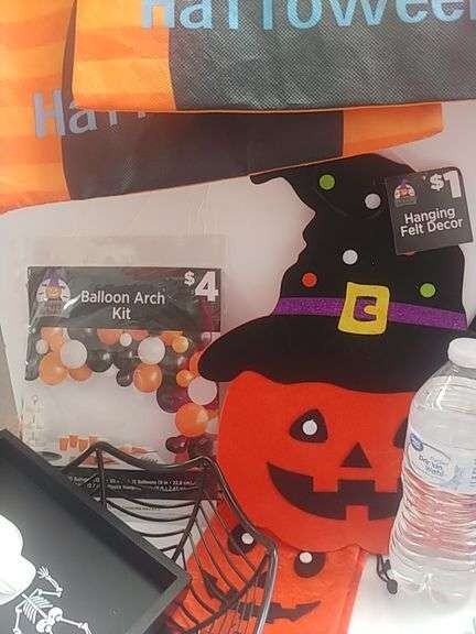 Halloween Lot Assorted Décor - 249