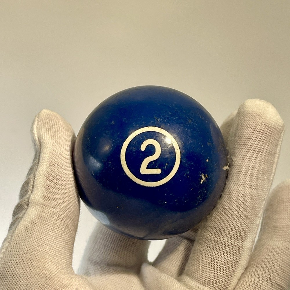 Vintage 2 Two Ball Billiard Ball