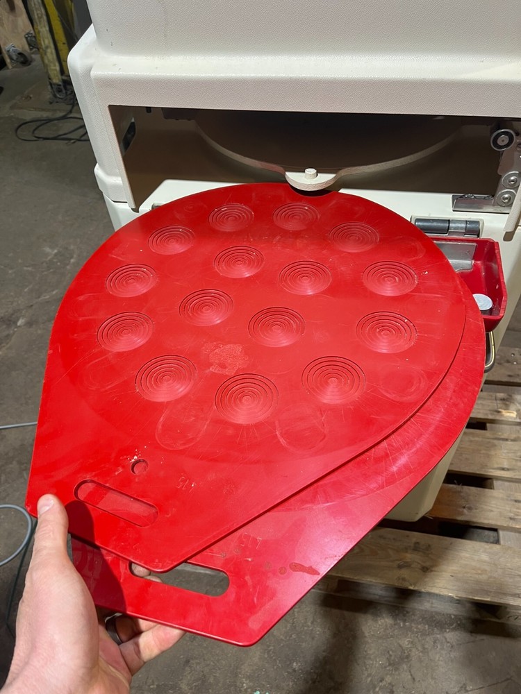 Beautiful Erika Record Super Easy 15 Part Automatic Divider Rounder!