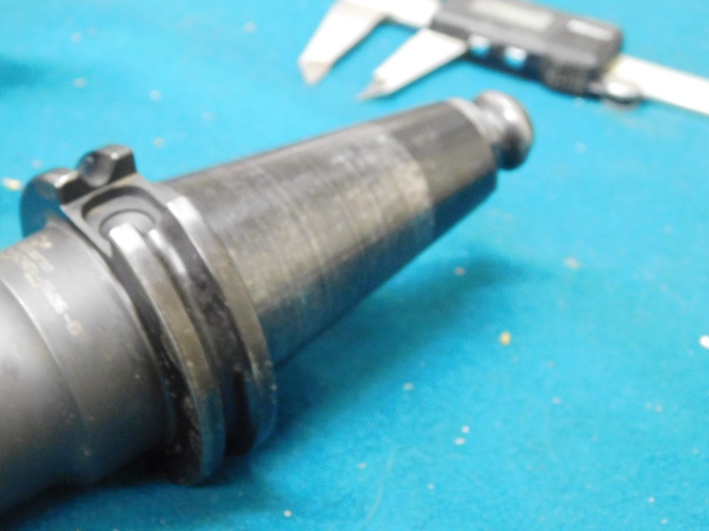 Command CAT 40 .625" End Mill Holder