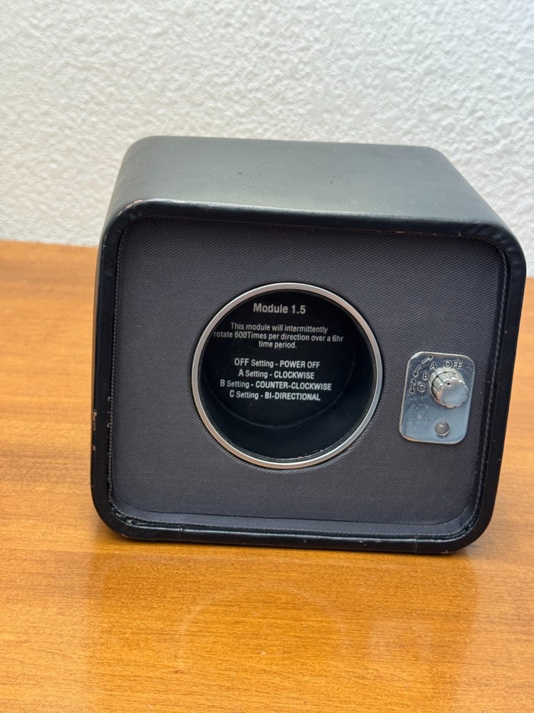 Wolf Designs Single Watch Winder Module 1.5, fully working, fair.