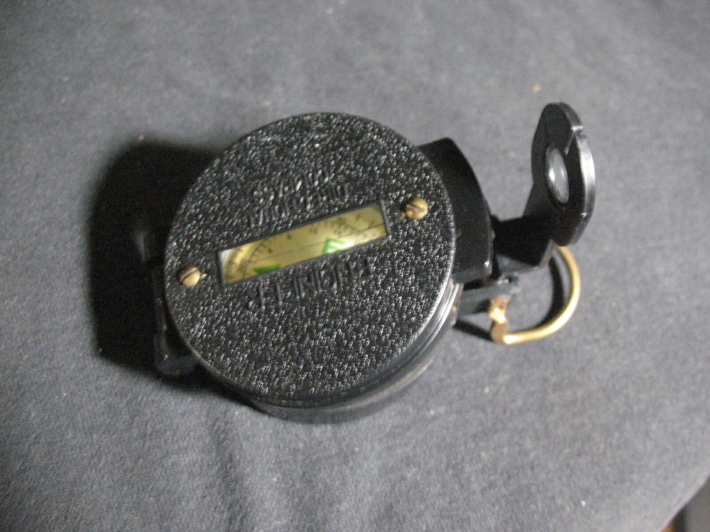 engineer directional compass