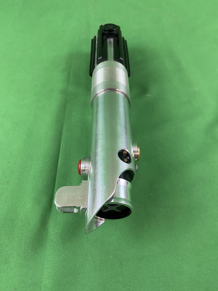 Graflex Replica Lightsaber