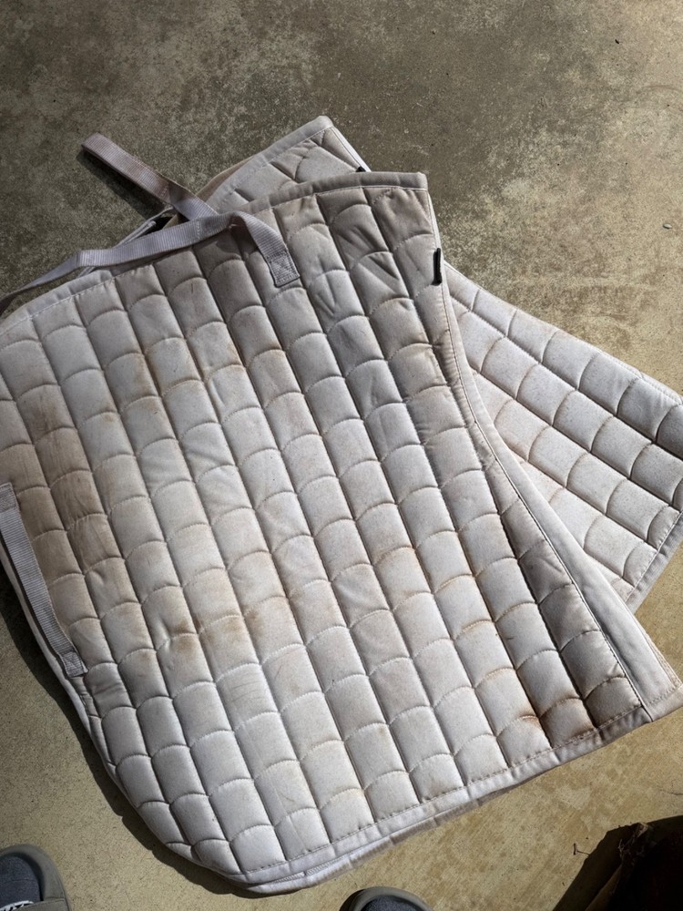 horze saddle pads