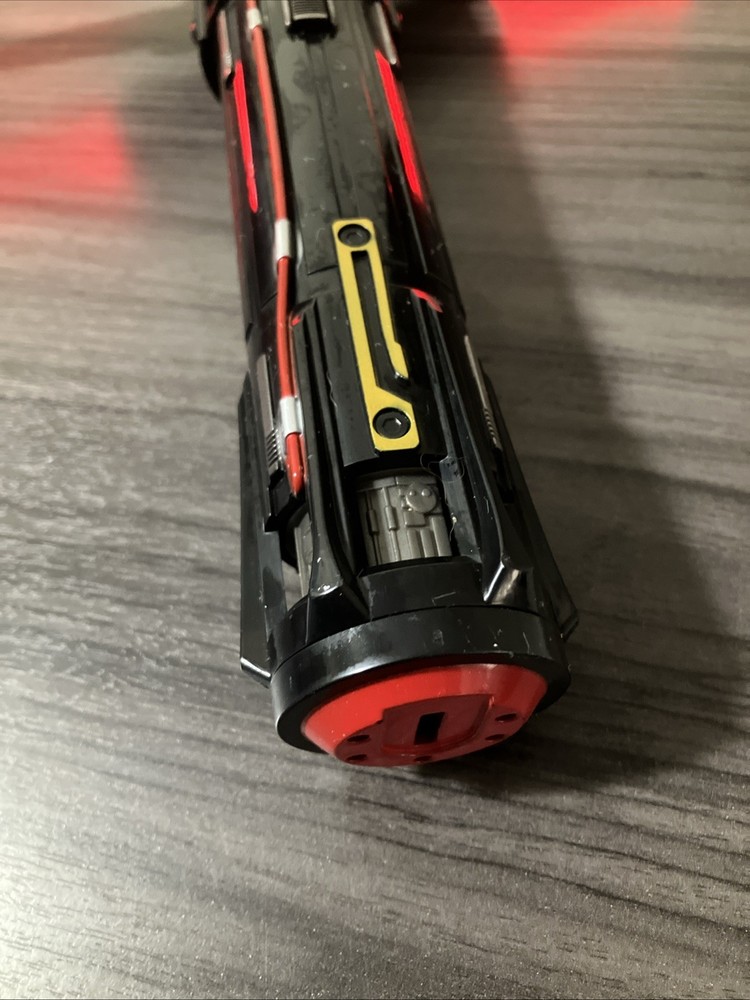 Star Wars Kylo Ren Extendable Lightsaber