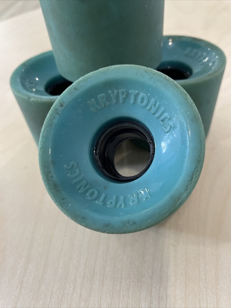Vintage Kryptonics Teal Skateboard Wheels