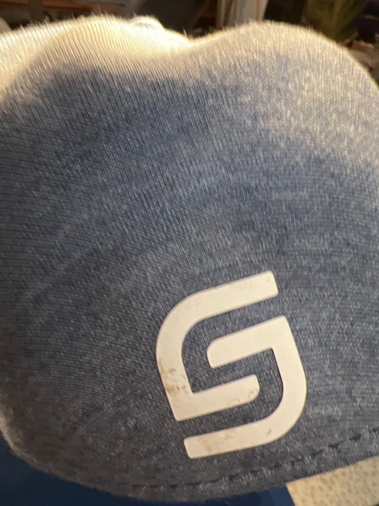 Under Armor hat blue sz7 Nwot