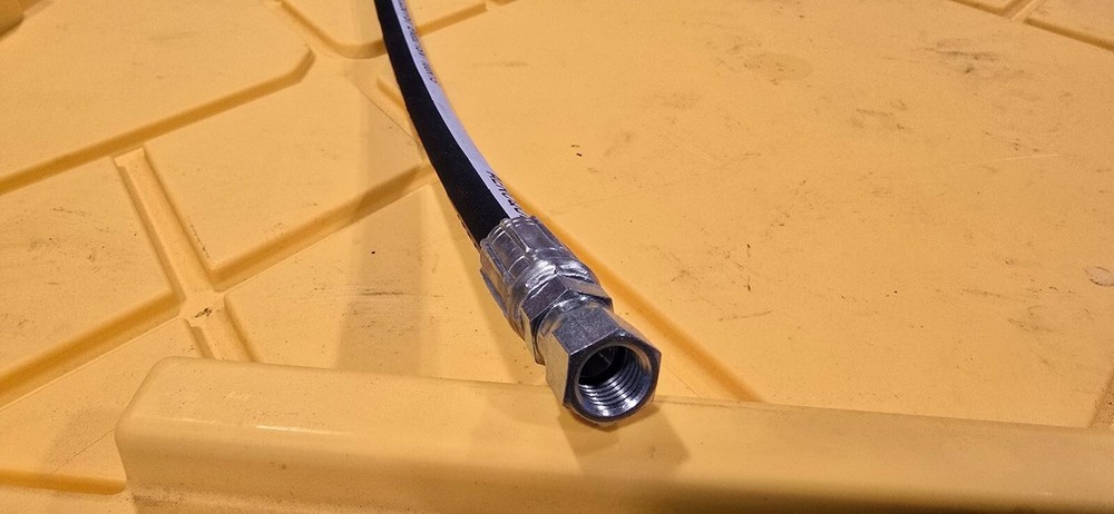 GENERAL DYNAMICS HOSE ASSEMBLY 1001267 4720-01-543-2861